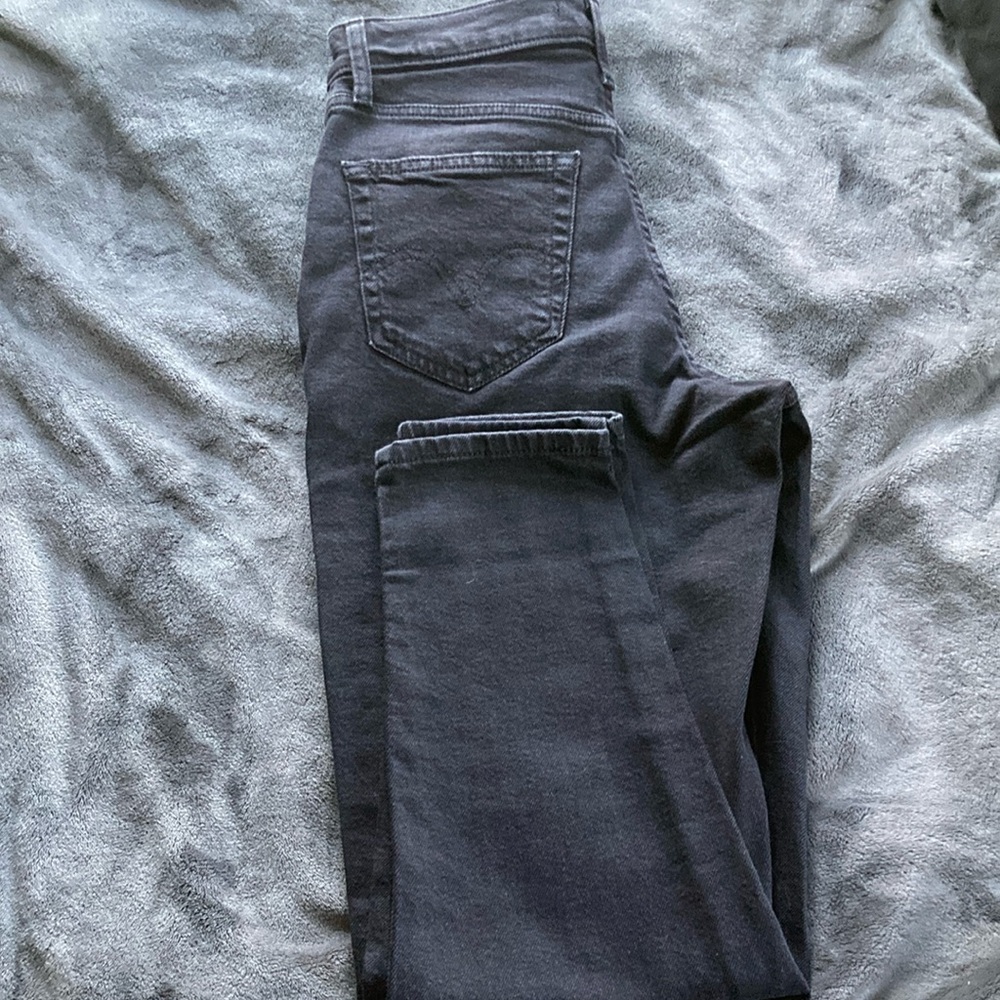 Levi’s Women's Black Jeans. Never worn!